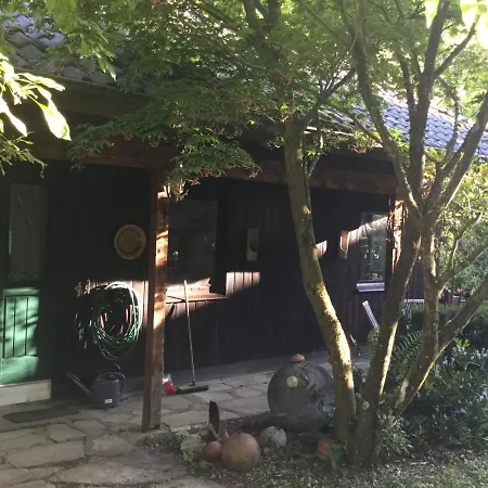 Wohnidylle Auf Schoenem Anwesen Im Wald Holiday home *
