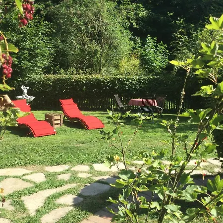 Holiday home Wohnidylle Auf Schoenem Anwesen Im Wald