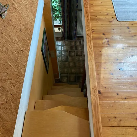 Wohnidylle Auf Schoenem Anwesen Im Wald باد هونيف ام راين