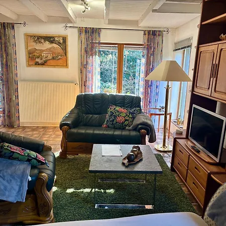 Holiday home Wohnidylle Auf Schoenem Anwesen Im Wald