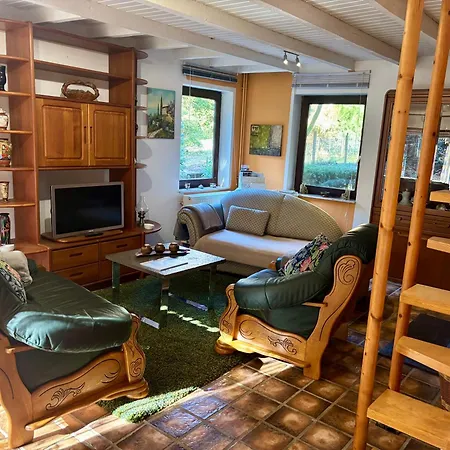 Holiday home Wohnidylle Auf Schoenem Anwesen Im Wald *